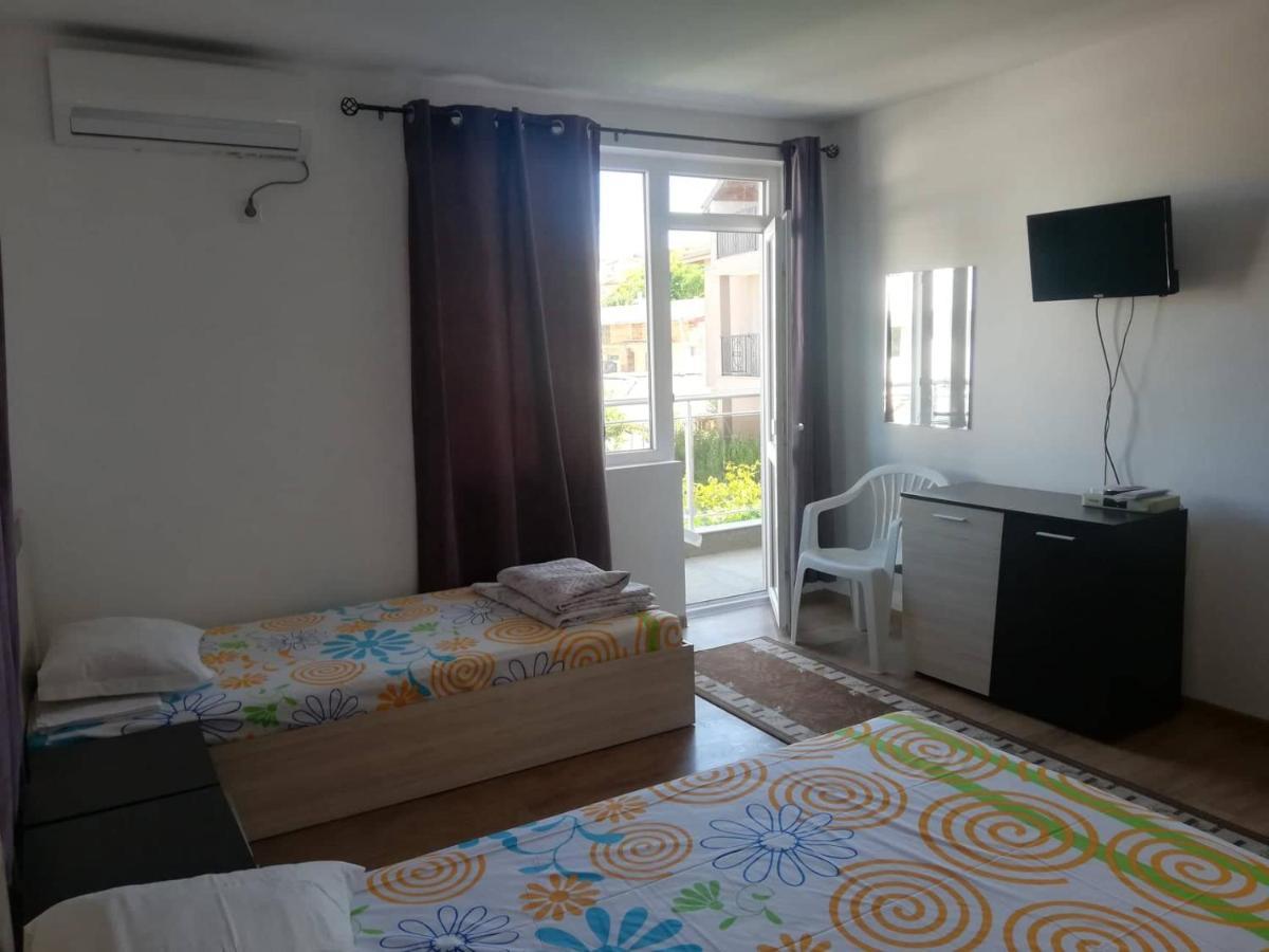 Къща За Гости "Пердика" Hotel Obzor Bagian luar foto